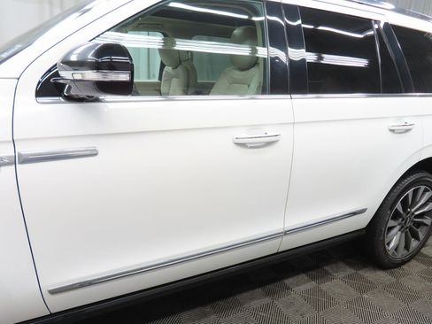 Used 2020 Lincoln Navigator Reserve w/ Luxury Package image 52