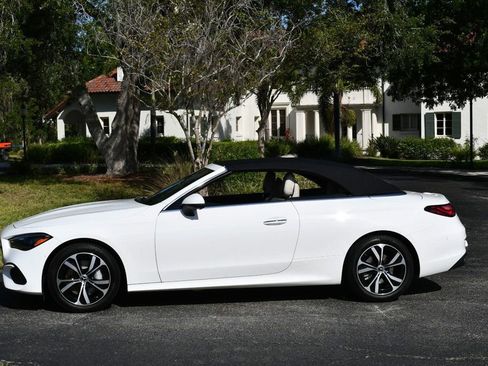 Used 2024 Mercedes-Benz CLE 300 4MATIC Cabriolet w/ Driver Assistance Package image 37