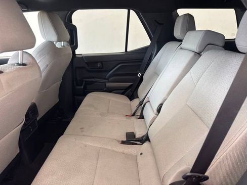 Used 2025 Toyota 4Runner SR5 AWD/4WD image 7