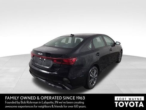 Used 2024 Kia Forte LXS image 7