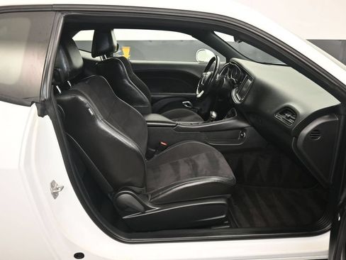 Used 2019 Dodge Challenger GT w/ Plus Package RWD image 35