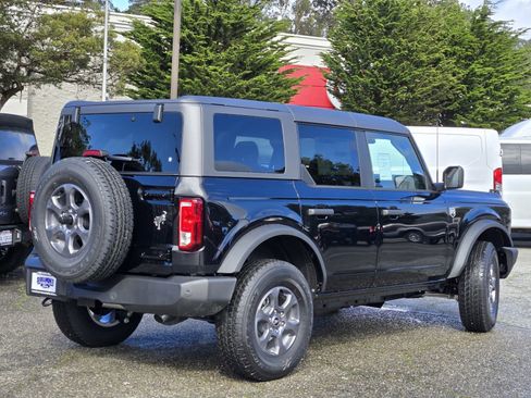 New 2026 Ford Bronco Big Bend image 4