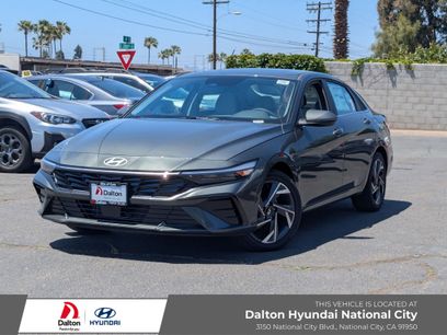 New 2025 Hyundai Elantra Limited