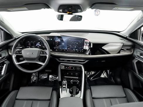 New 2025 Audi Q5 Premium Plus image 21