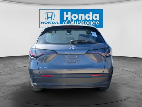 Used 2025 Honda HR-V LX image 6