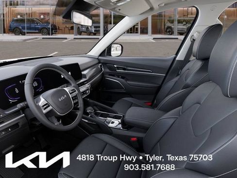 New 2025 Kia Telluride S FWD image 17