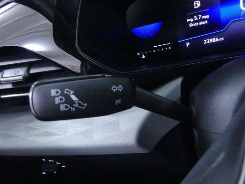 Used 2023 Volkswagen Taos S image 14