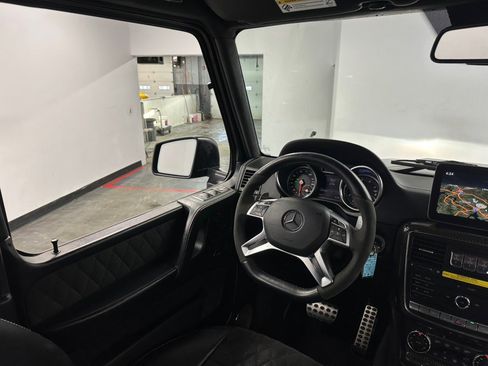 Used 2017 Mercedes-Benz G 550 Squared image 39