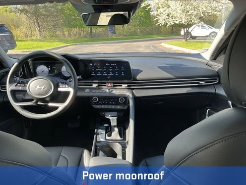 New 2026 Hyundai Elantra Limited FWD image 14