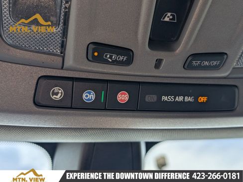 Used 2021 Chevrolet Silverado 1500 LTZ image 33