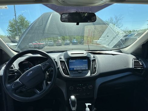 Used 2018 Ford Escape SEL FWD image 10