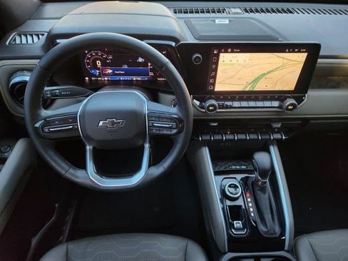 Used 2024 Chevrolet Colorado ZR2 w/ ZR2 Convenience Package III image 29