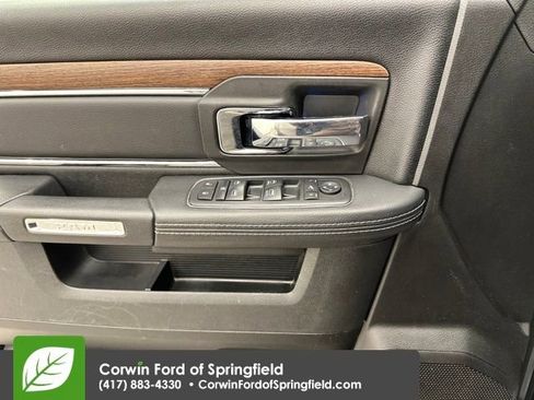 Used 2019 RAM 1500 Laramie image 33