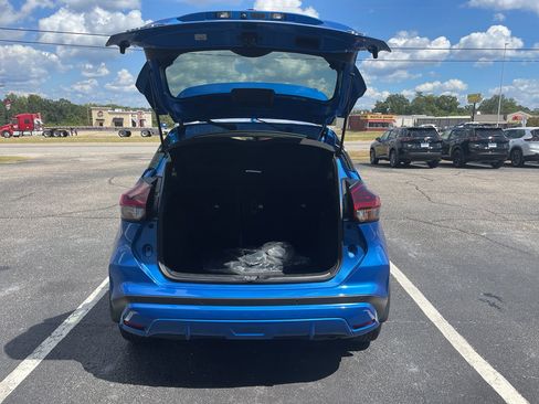 Certified 2024 Nissan Kicks SR w/ SR Premium Package image 21