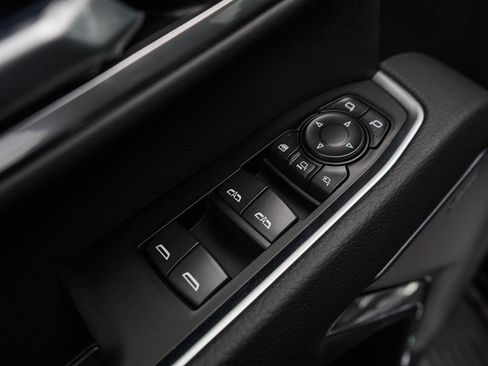 New 2026 GMC Sierra 3500 Denali w/ Denali Reserve Package image 15