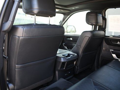 Used 2023 Toyota Tundra Platinum AWD/4WD image 22