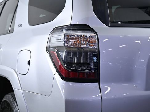 Certified 2023 Toyota 4Runner SR5 AWD/4WD image 10