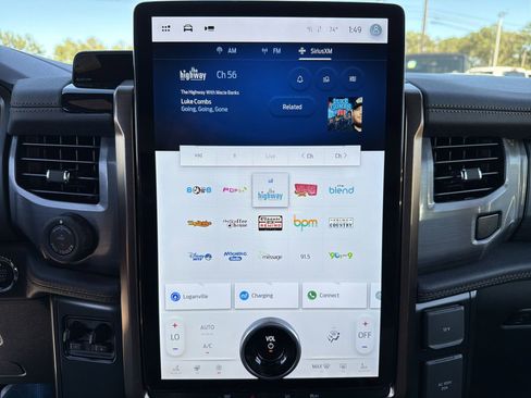 Used 2023 Ford F150 Lightning Lariat w/ Equipment Group 511A High image 4