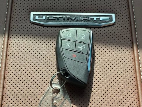 New 2026 GMC Sierra 2500 Denali Ultimate w/ LPO, Black Badging Package AWD/4WD image 19