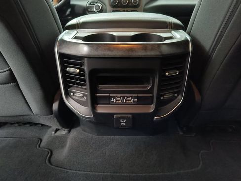 Used 2019 RAM 1500 Big Horn AWD/4WD image 25