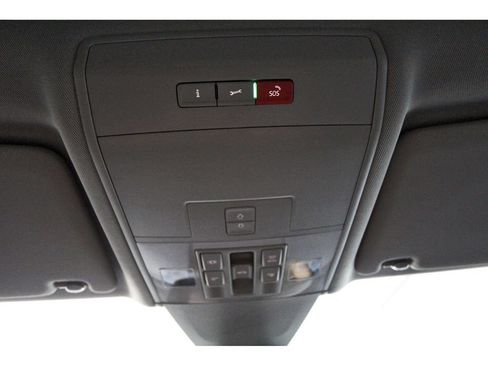 Used 2023 Volkswagen Atlas SEL R-Line AWD/4WD image 25
