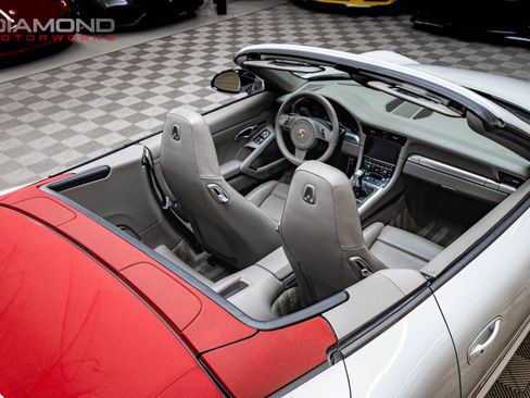 Used 2013 Porsche 911 Carrera w/ Bose Audio Pkg RWD image 37