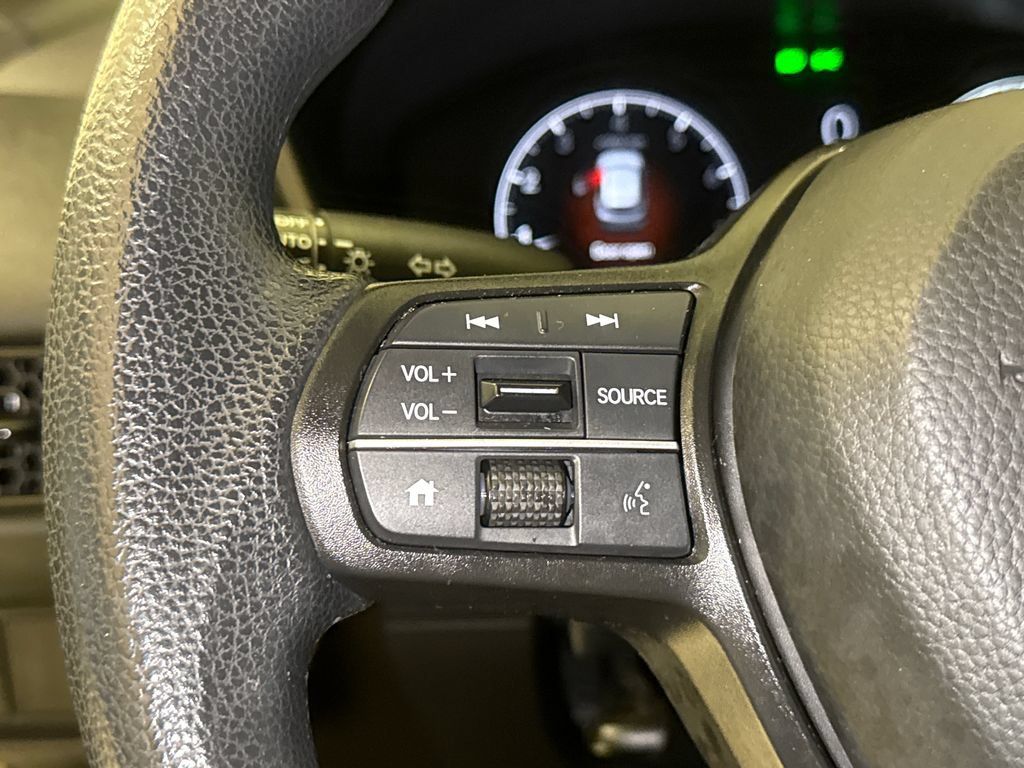 Used 2024 Honda HR-V LX image 29