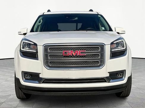 Used 2017 GMC Acadia Limited SLT image 2