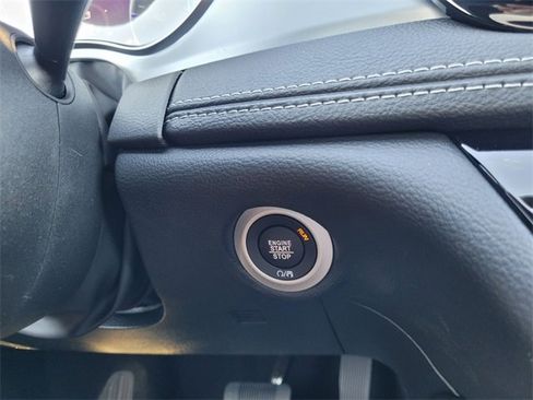 New 2026 Chrysler Pacifica Limited w/ Trailer Tow Group image 29