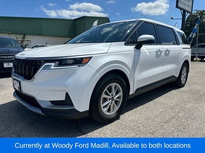 Used 2024 Kia Carnival LX