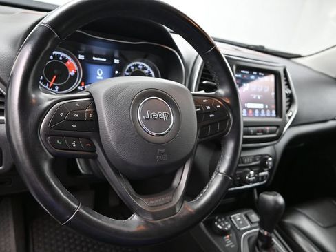 Used 2021 Jeep Cherokee Trailhawk AWD/4WD image 22