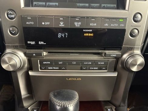 Used 2011 Lexus GX 460 image 9