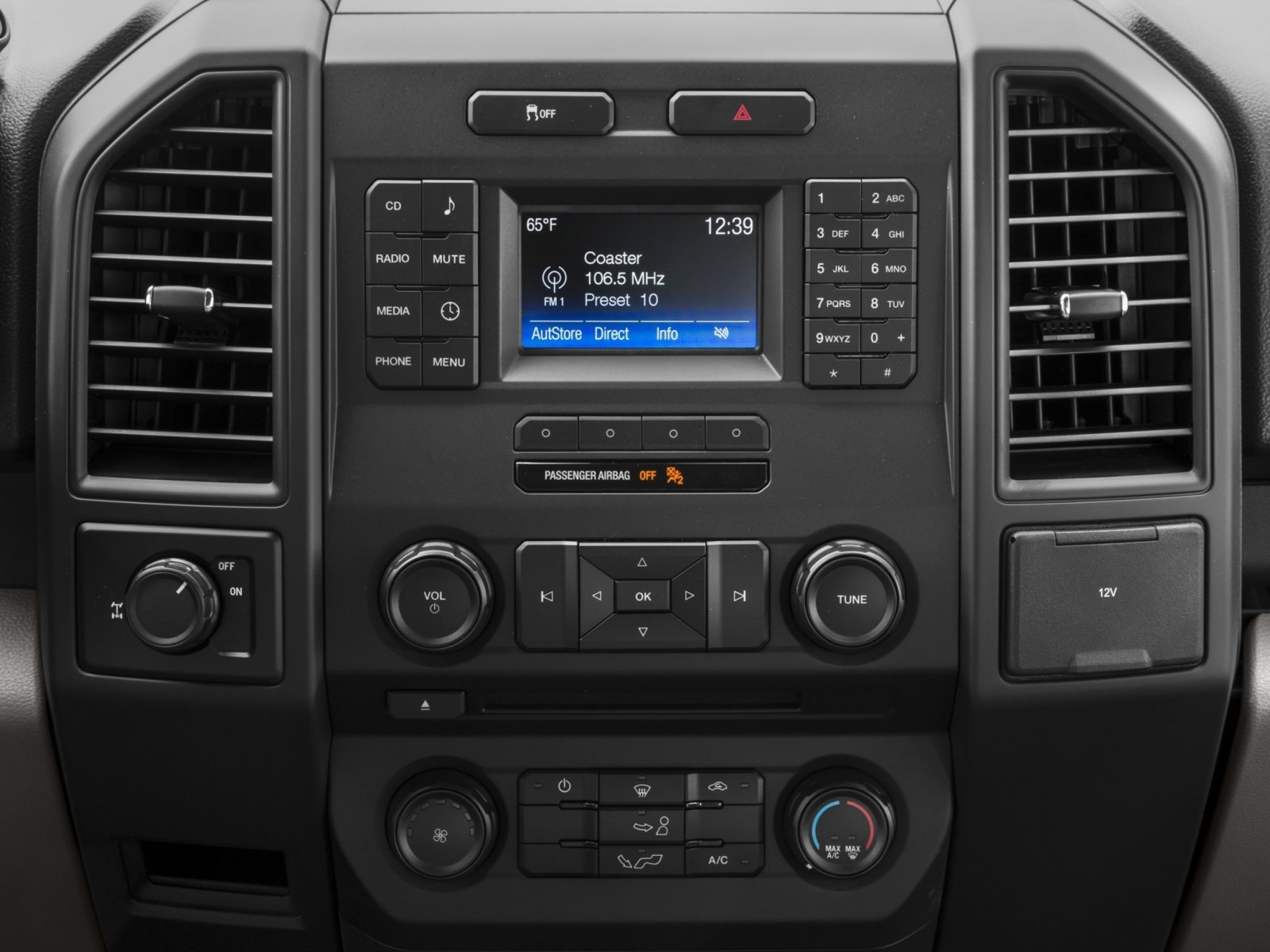 Used 2017 Ford F150 XLT w/ Equipment Group 302A Luxury AWD/4WD image 10