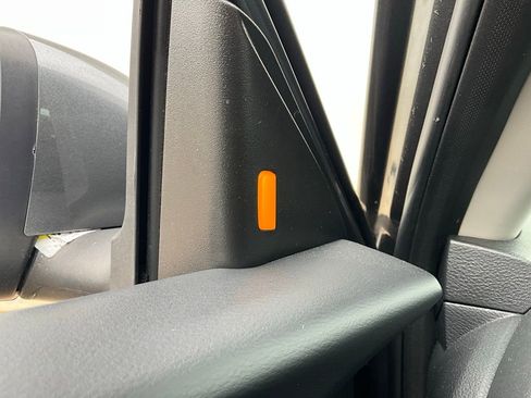 Used 2025 Nissan Sentra S image 18