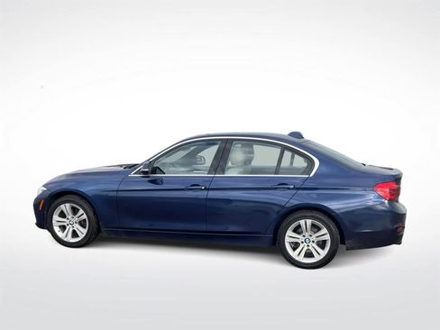Used 2017 BMW 330i xDrive Sedan image 6