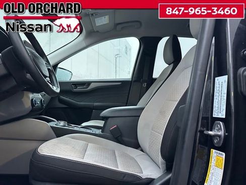 Used 2023 Ford Escape Active image 11