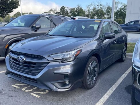 Used 2025 Subaru Legacy Limited AWD/4WD image 2