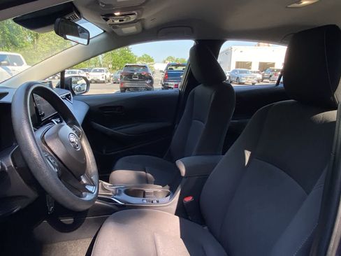 Used 2024 Toyota Corolla LE FWD image 19