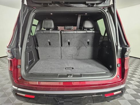 New 2026 Jeep Grand Wagoneer Limited AWD/4WD image 16