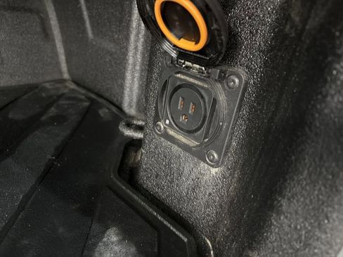 Used 2024 Chevrolet Silverado 1500 LTZ image 34