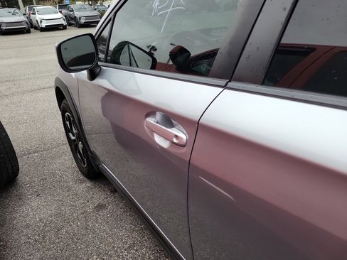 Used 2019 Subaru Crosstrek 2.0i Premium w/ Moonroof Package image 23