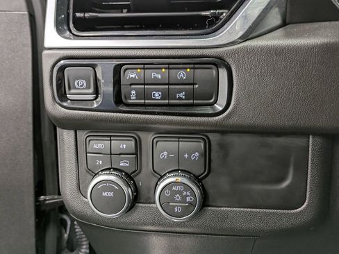 Used 2026 GMC Yukon XL Denali w/ Sun & Power Step Package AWD/4WD image 21