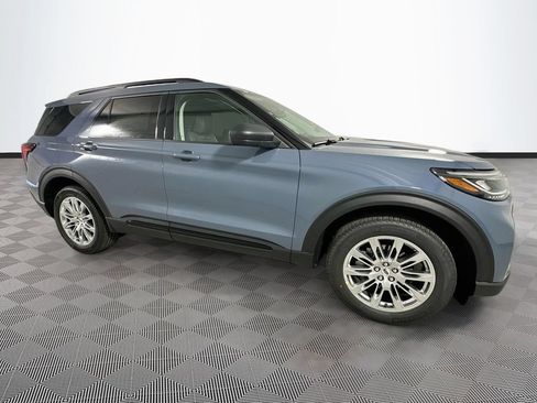 New 2026 Ford Explorer Active w/ Active Comfort Package AWD/4WD image 5