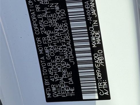 Used 2025 Toyota Prius Limited w/ Limited Premium Package image 10