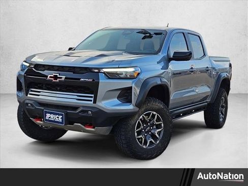 Used 2024 Chevrolet Colorado ZR2 w/ ZR2 Convenience Package III AWD/4WD image 1