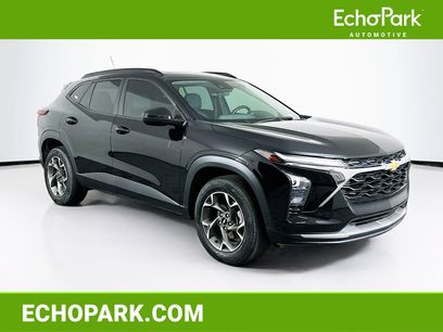 Used 2024 Chevrolet Trax LT w/ Sunroof Package