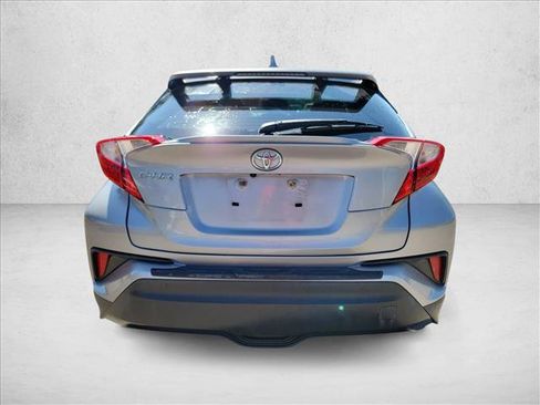 Used 2019 Toyota C-HR LE FWD image 6