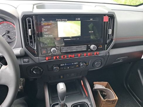 New 2025 Nissan Frontier PRO-4X image 19