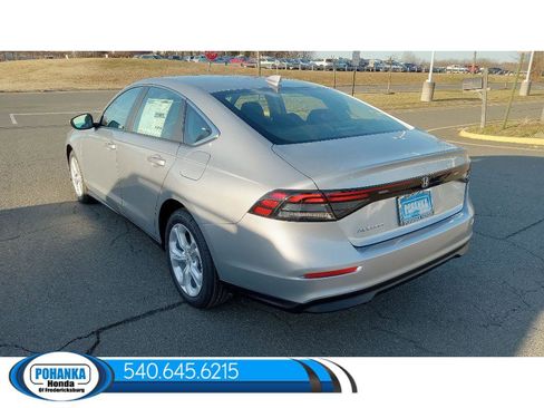 New 2025 Honda Accord LX image 7