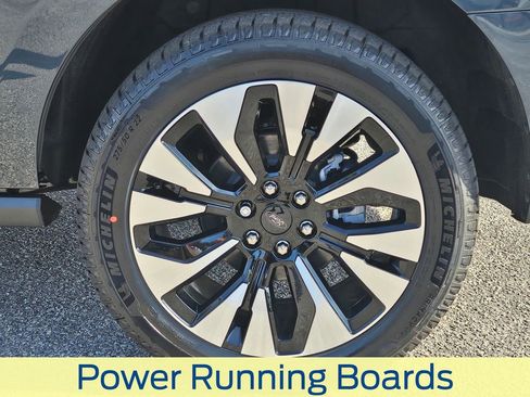 New 2026 Ford Expedition Platinum w/ Driver's Package AWD/4WD image 19